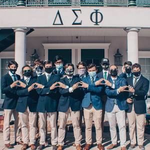 Meet your Posher, Logan